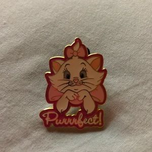 Super rare Marie Aristocats Disney trading pin